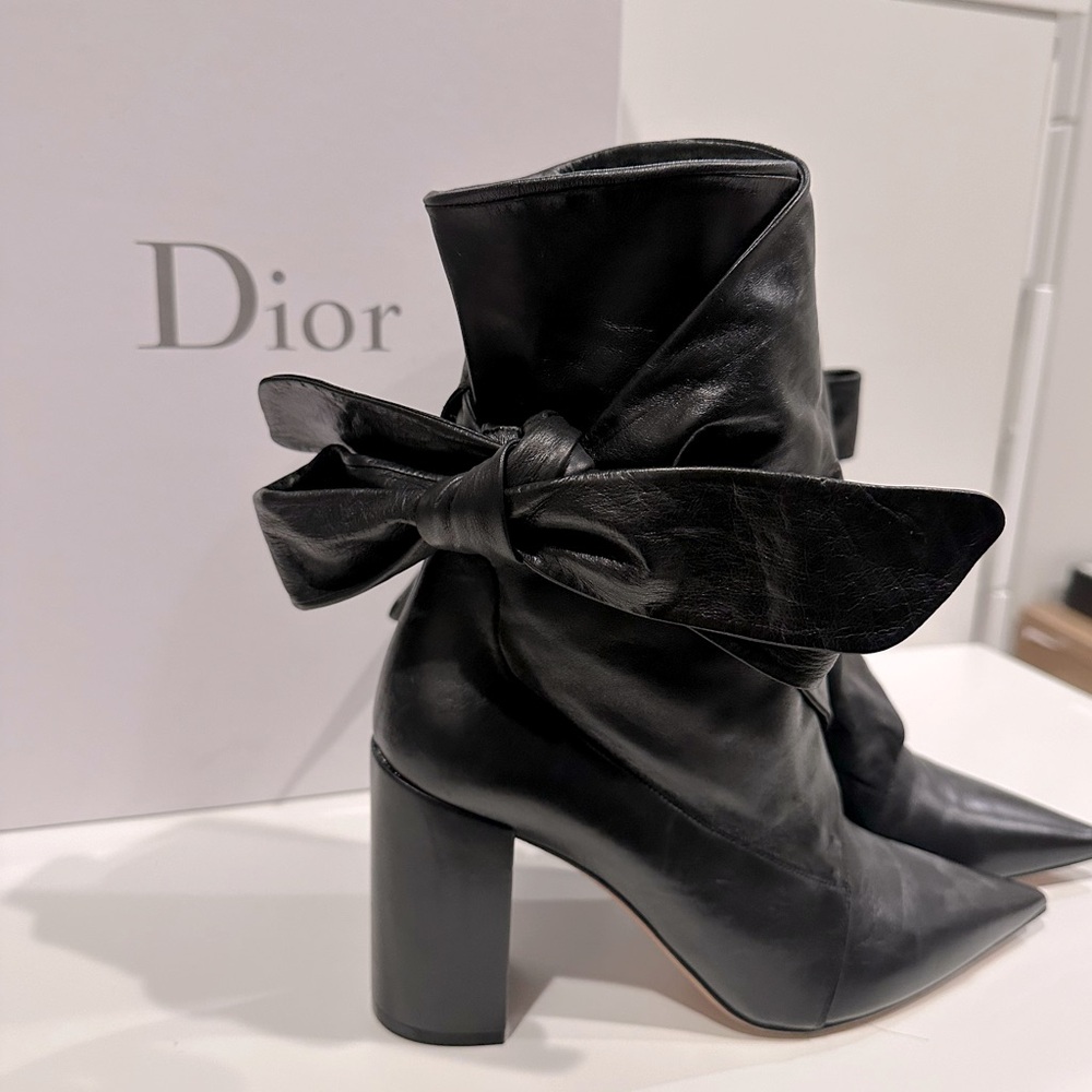 DIOR HUGGY LAMBSKIN BLACK BOOTS Size 39.5 Good Condition - Picture 4 of 7